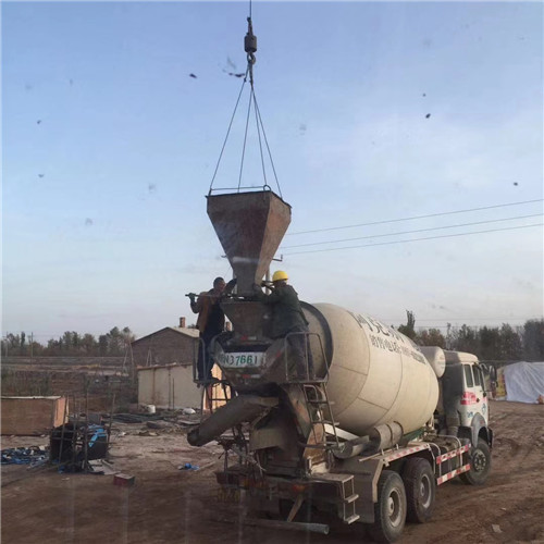 北湖区“精准瞄准”—— 吊车的 “定位导航” 技术