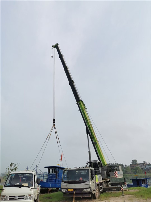 北湖区桥梁建设吊装案例